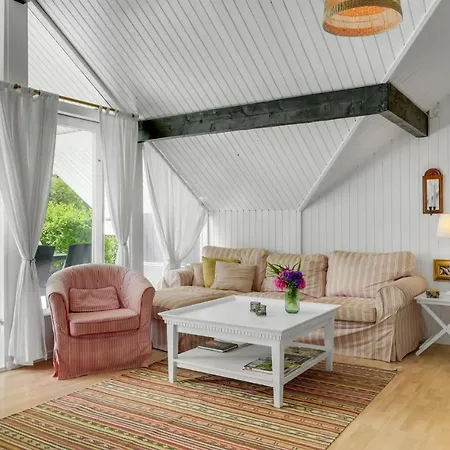 Cozy In With Wifi